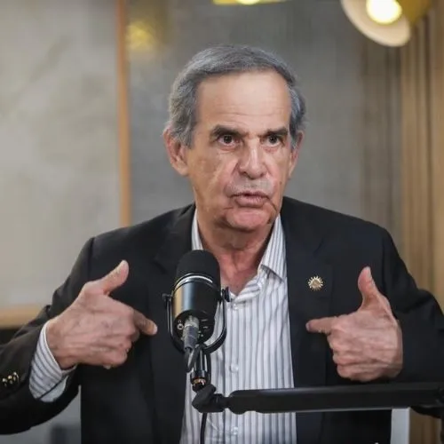 Roberto Enrique Chiabra León